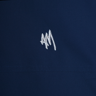 FASHION JACKET NAVY / DER ARTIKEL IST AB DEM 1. NOVEMBER 2026 BEI UNS LIEFERBAR UND KANN BEREITS JETZT VORBESTELLT WERDEN.